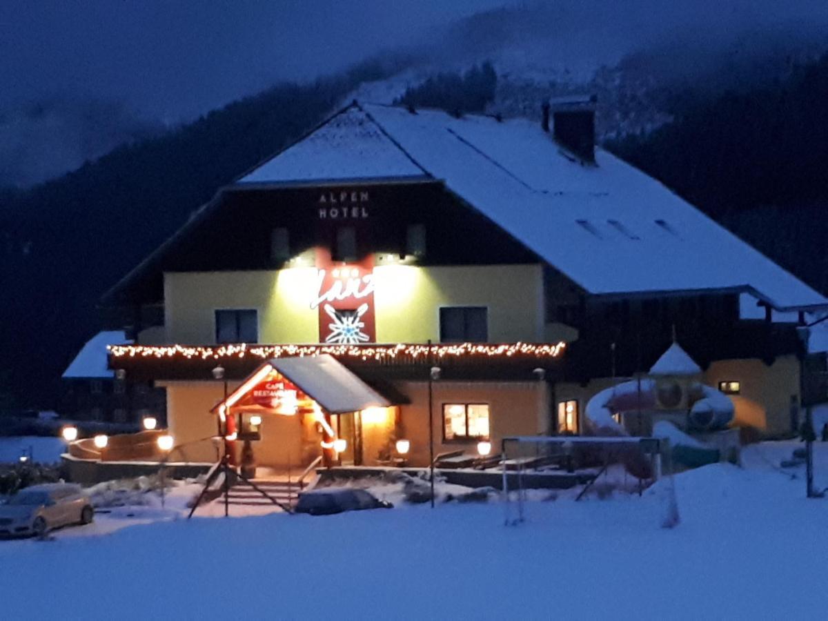 Alpenhotel & Aparthotel Lanz โฮเฮนเทาเอิร์น ภายนอก รูปภาพ