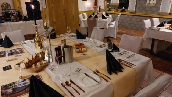Alpenhotel & Aparthotel Lanz โฮเฮนเทาเอิร์น ภายนอก รูปภาพ