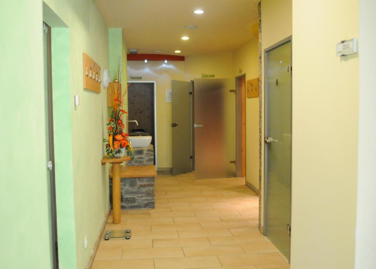 Alpenhotel & Aparthotel Lanz โฮเฮนเทาเอิร์น ภายนอก รูปภาพ